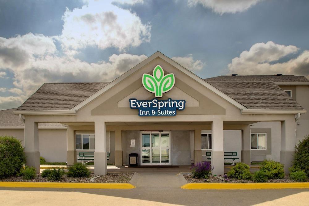 Everspring Inn & Suites Oskaloosa 외부 사진