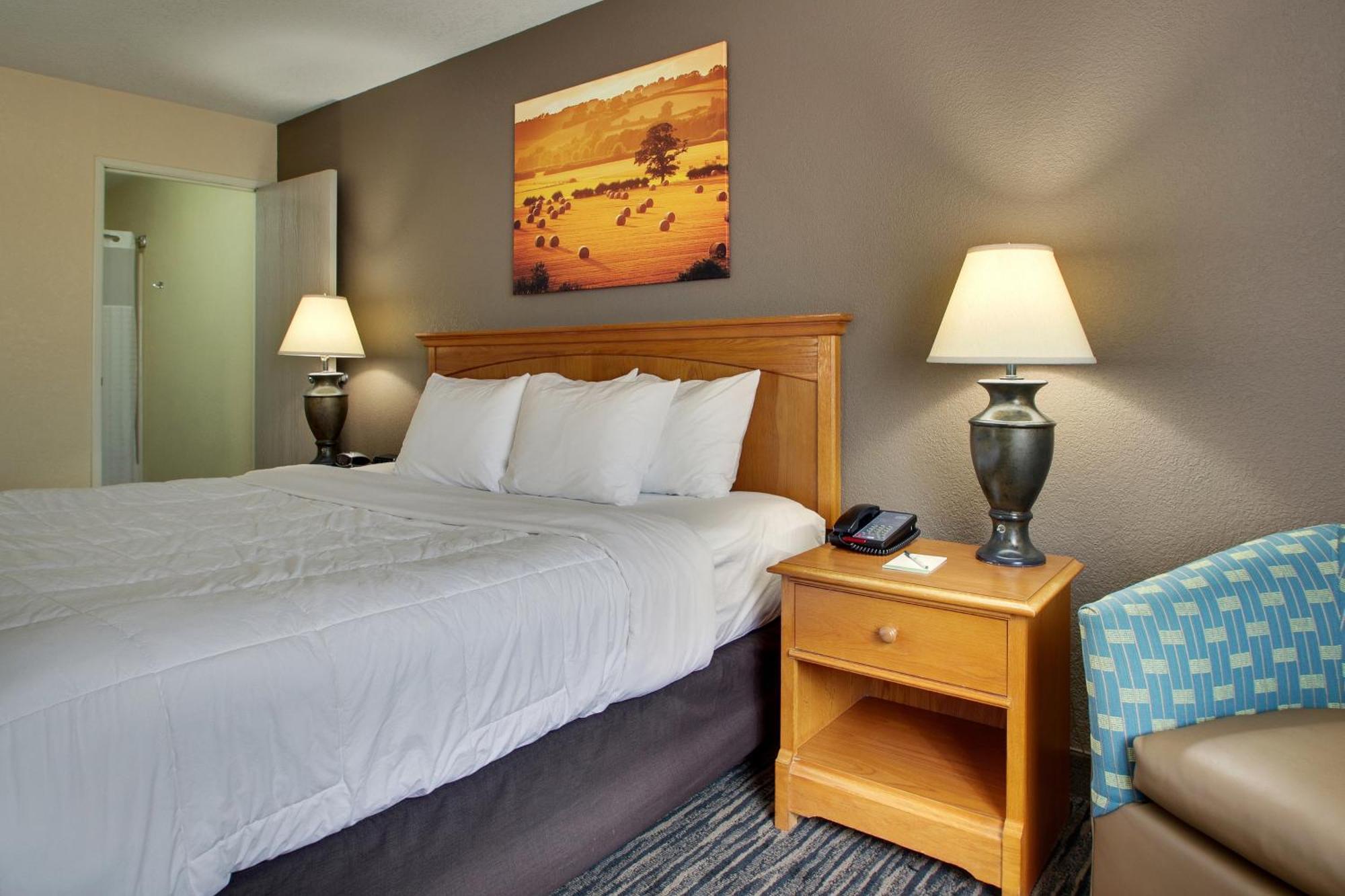 Everspring Inn & Suites Oskaloosa 외부 사진