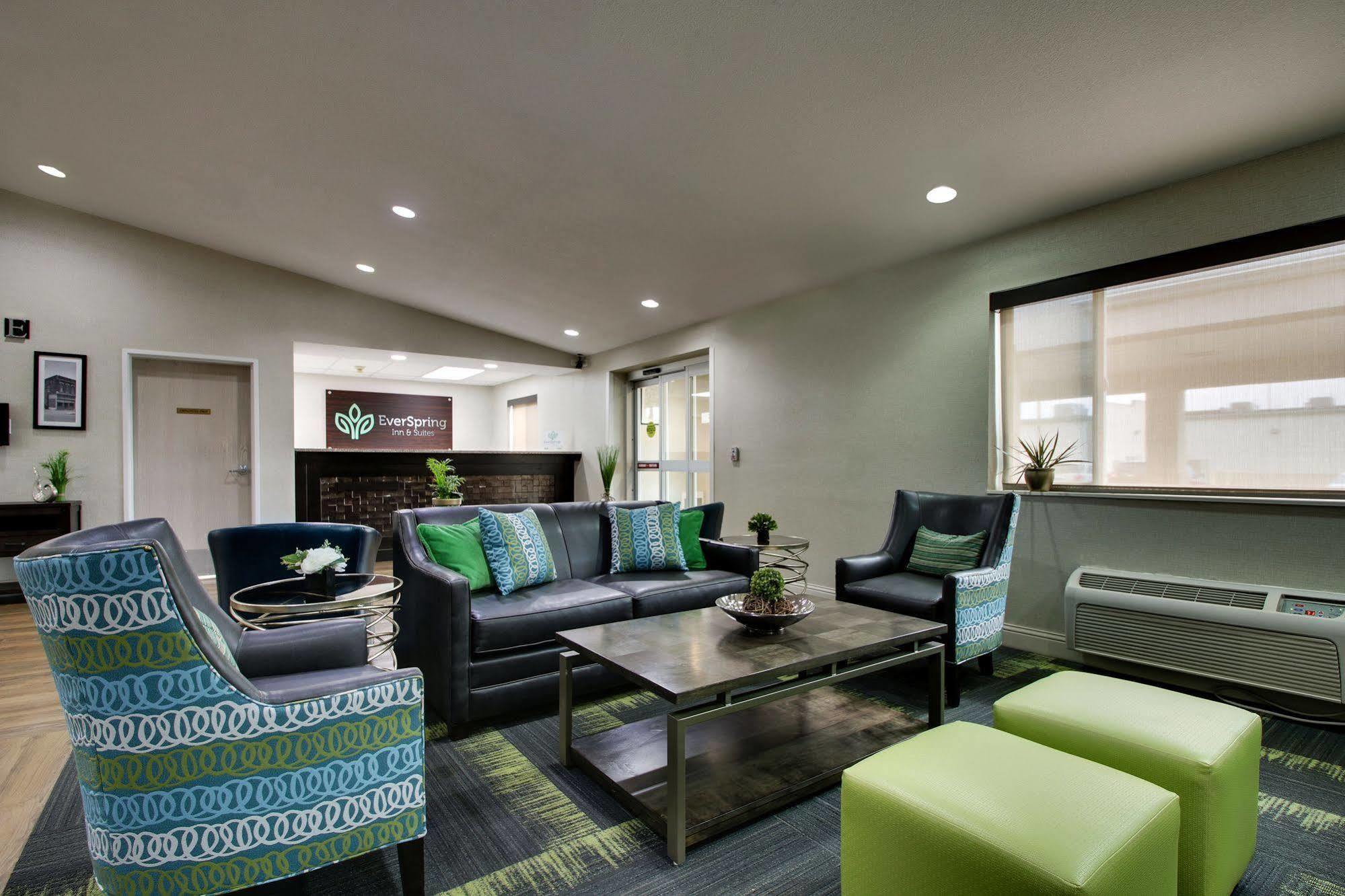 Everspring Inn & Suites Oskaloosa 외부 사진